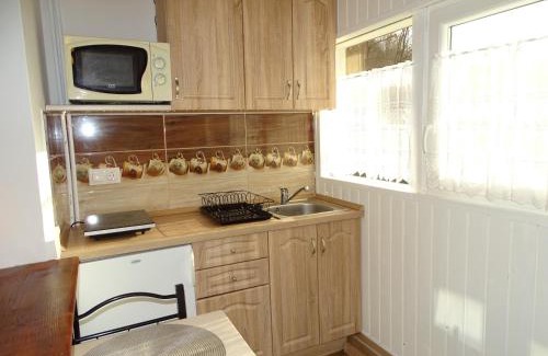 Szentgotthard House | Oceanfront Retreat at Tavi Vendégház with Family-Friendly Amenities