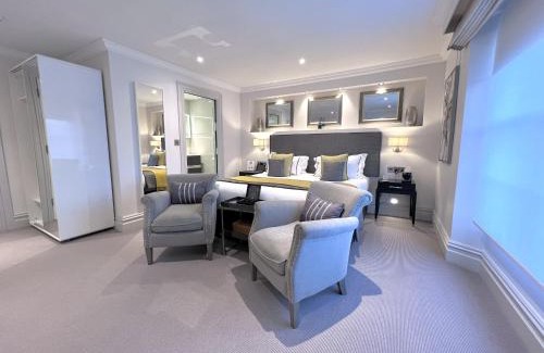 Tavistock Hotel | Discover Tavistock House Hotel: 4-Star Guest Favorite