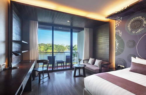 Tha Tum Resort | Relax at Tawa Ravadee Resort: Pool, Spa & Great Reviews