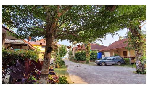 Saphli Hotel | Beachfront Bliss at Tawan Resort - Family Friendly Retreat
