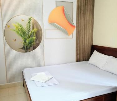 Le Chan House | Cozy Tay Dai Duong Guesthouse with Pet-Friendly Amenities