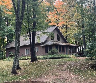 Cable House | Discover Taylor Lake Point Condo: Family & Pet Friendly Retreat