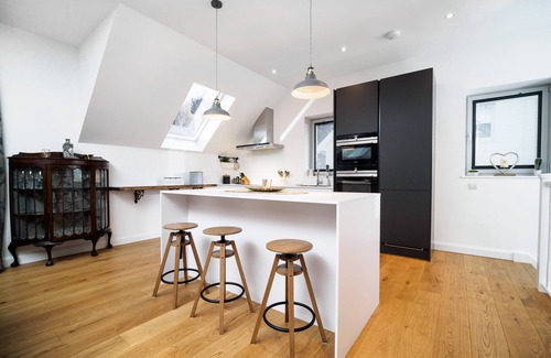 Kenmore Cottage | Taymore Lodge, your home away from home.