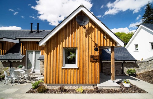 Kenmore Cottage | Taymore Lodge, your home away from home.