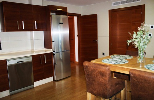 Huetor Vega Villa | Experience Unforgettable Comfort at Taza DE Plata A Hotel