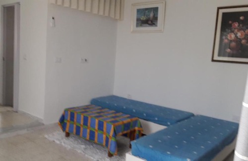 Tazerka Apartment | Relax at Tazarka Bungalow with Pool and Pet-Friendly Perks
