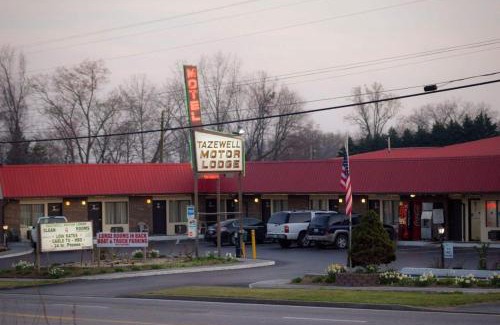Tazewell Hotel | Family-Friendly Retreat at Tazewell Motor Lodge with Hot Tub