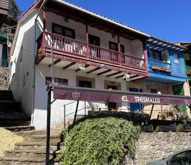 Tazones Apartment | Experience Tazones Asturias: Oceanfront Retreat with Pets Welcome