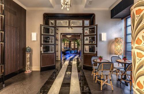 Rione III Colonna Hotel | Oceanfront Retreat at TB Place Roma: Guest Rated 9.4/10