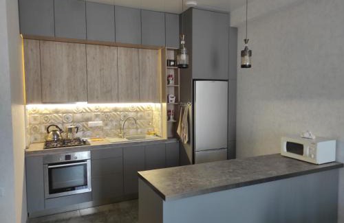 Didube Apartment | Unforgettable River Views in Tbilisi for Families