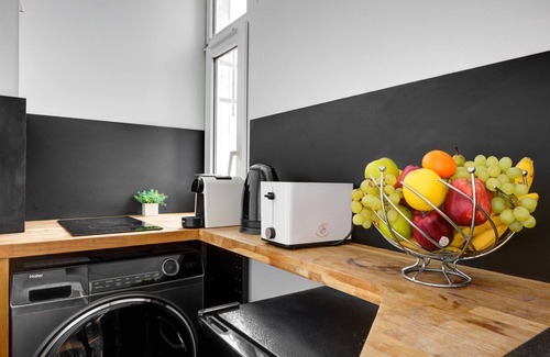 8th Arrondissement Apartment | TBS 104 - Superb flat on Avenue Champs-Elysées