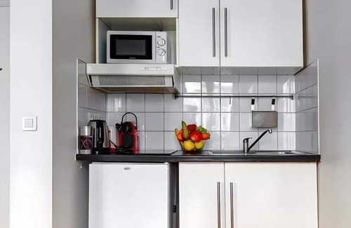 Quartier Saint-Georges Apartment | TBS 236 - Charming apartment in Paris