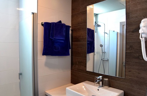 Las Palmas de Gran Canaria Hotel | Experience TC Hotel Doña Luisa: Spa & Family-Friendly Comfort
