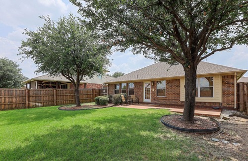 Little Elm House | Pet-Friendly 3 Bedroom Home in Little Elm - Ideal for Families