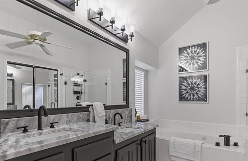 North Central Carrollton House | TCH - 3BR/2BA Home in Carrollton - B