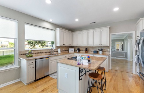 Coppell House | Family-Friendly 4BR Home in Coppell - Pet & Child Welcome