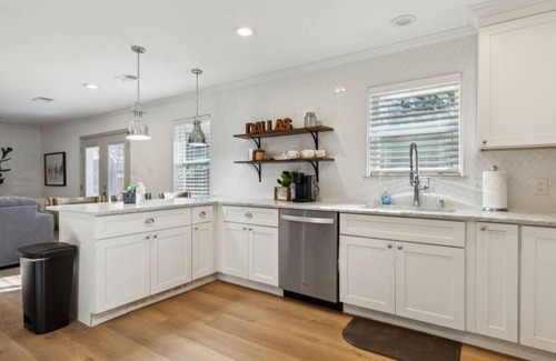 Allen House | TCH - Cozy 3bd/2ba in Allen with desk