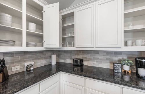 Celina House | TCH - Spacious 4bd/3ba home in Celina with Office