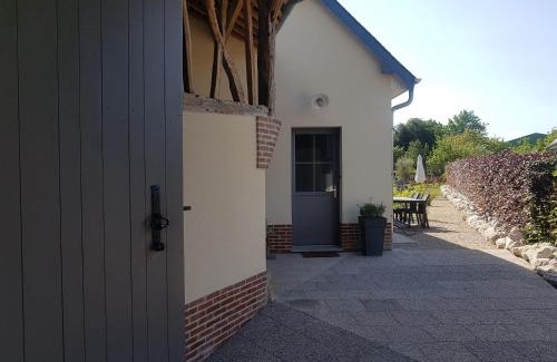 Bouillancourt-en-Sery House | Relax at Tchio Batteux: Family-Friendly Gîtes with Spa
