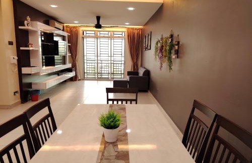 Taman Desa Tebrau Apartment | Convenient JB Tebrau City Walk Near Ikea & Aeon Mall