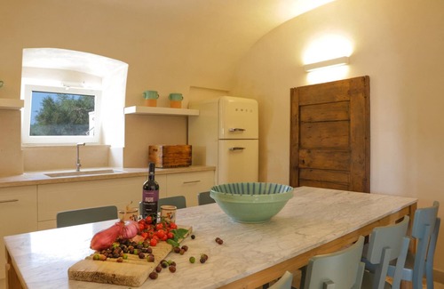 Monopoli House | Discover Casa Lul: Pet-Friendly Retreat with Breakfast