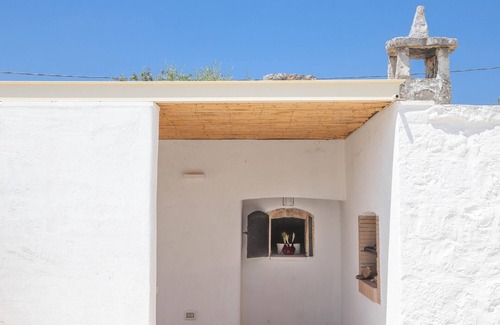 Monopoli House | Discover Casa Lul: Pet-Friendly Retreat with Breakfast