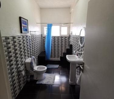 Chimoio Apartment | Family-Friendly TD Guest House with Kitchen Amenities
