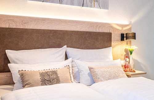 Landstuhl Hotel | Convenient Stay at TDY Homes Hotel Schattner with Breakfast