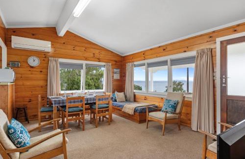 Waitetoko House | Family-Friendly Retreat at Te Moe - Lake Taupo Holiday Home