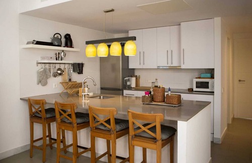 Rodalquilar House | Feel at Home with Ocean Views and Relaxing Spa Amenities