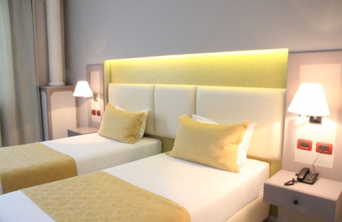 Kashar Hotel | Relax at Te Stela Resort: 4-Star Pools and Spa Retreat