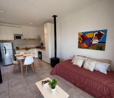 Suipacha House | Welcoming Getaway at Te veo bien: Pet Friendly & Pool