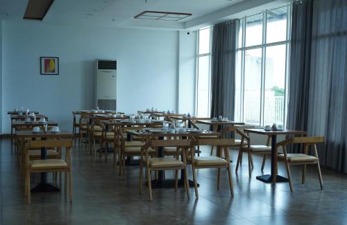 Udupi Hotel | Discover Tea Tree Suites in Manipal: Oceanfront Retreat Awaits