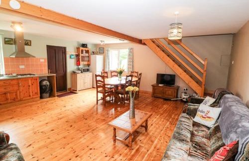 County Waterford House | Top-Rated Teach Chiuin: Ideal for Family Getaways