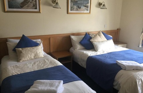 Roscoe Bed & Breakfast | Relax at Teach Na Coiribe B&B: Family-Friendly with Breakfast