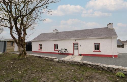 Donegal House | Pet-Friendly Retreat at Teach Phaidí Mhóir – 8.5/10 Rated