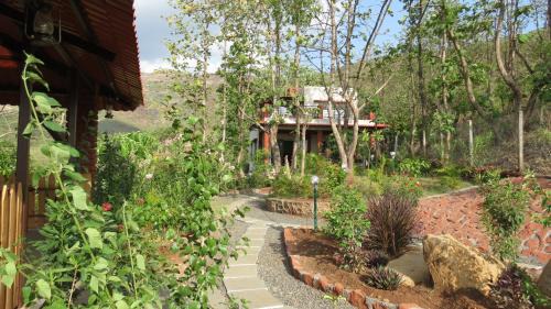 Ambavna House | Pet-Friendly Getaway at Teak Trail with Breakfast Included