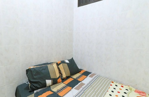 Makassar House | Modern Techno Guesthouse: Family-Friendly with Breakfast
