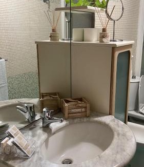 Santa Tecla Apartment | Tecla Appartamento: Family & Pet Friendly Retreat