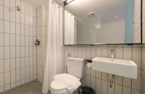 Ragunan Hotel | Teduh Simatupang