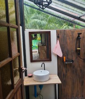 Krabi Hotel | Tranquil Tee Bungalow Surrounded by Lush Jungle Retreat