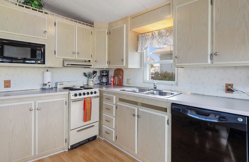 Port Isabel House | Tee Time Getaway on the Green 586A