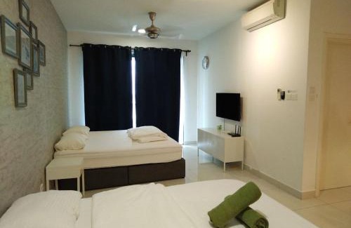 Nusajaya House | Convenient Teega Suite - 5 Minutes from Legoland Fun
