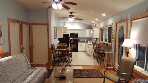 Tenants Harbor House | Guest Rated 10/10 at Teel Cove Cottage in Maine