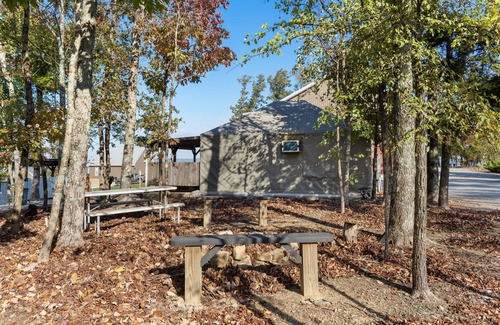 New Hope Cabin | Experience Relaxation: TeePee with Pool & Hot Tub in Chatt. TN