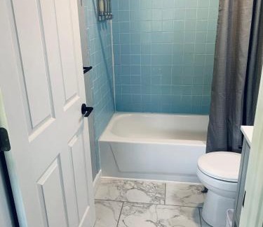 Roscommon Apartment | Newly Renovated TeePee Room 7 - Perfect for Families!