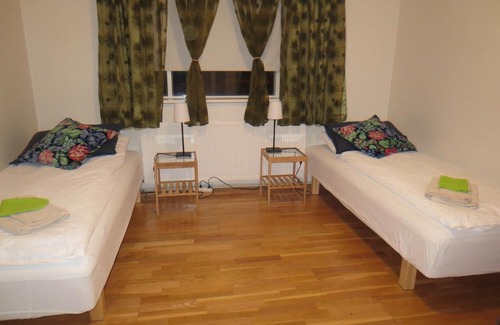 Akranes House | Teigur Guesthouse: Top-Rated Oceanfront Retreat
