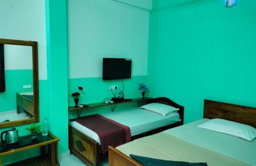 Karunya Nagar House | Discover Teja Residency: Family-Friendly Getaway Awaits