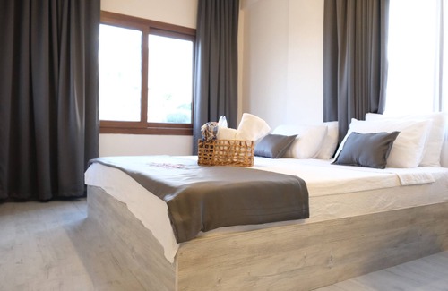 Artikli Hotel | Enjoy Family-Friendly Amenities at Tek Han Kumkuyu Hotel