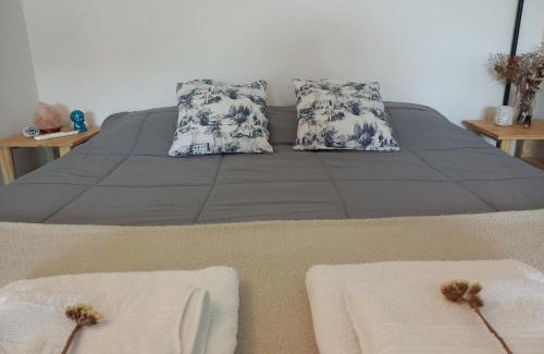 Posadas Apartment | TEKOHA: Family-Friendly Retreat with Pet Amenities
